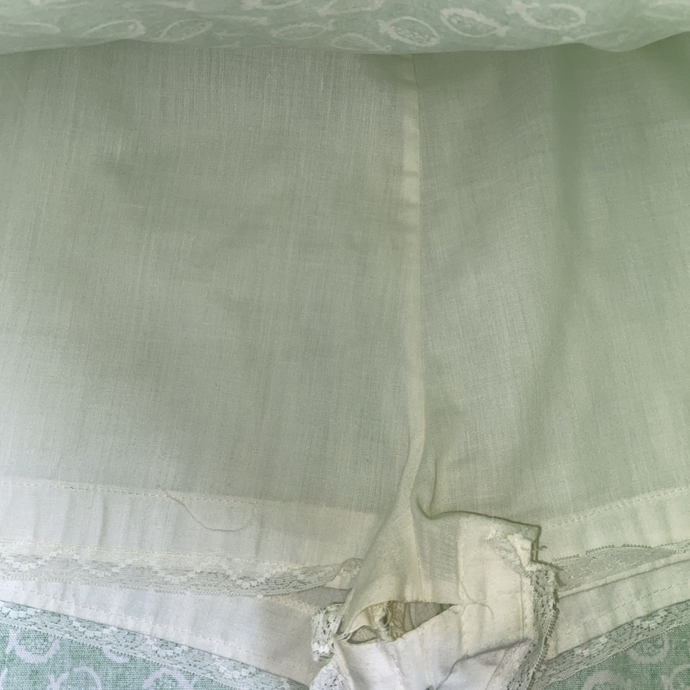 Green Patterned Women's Skort - Picture 5 of 10